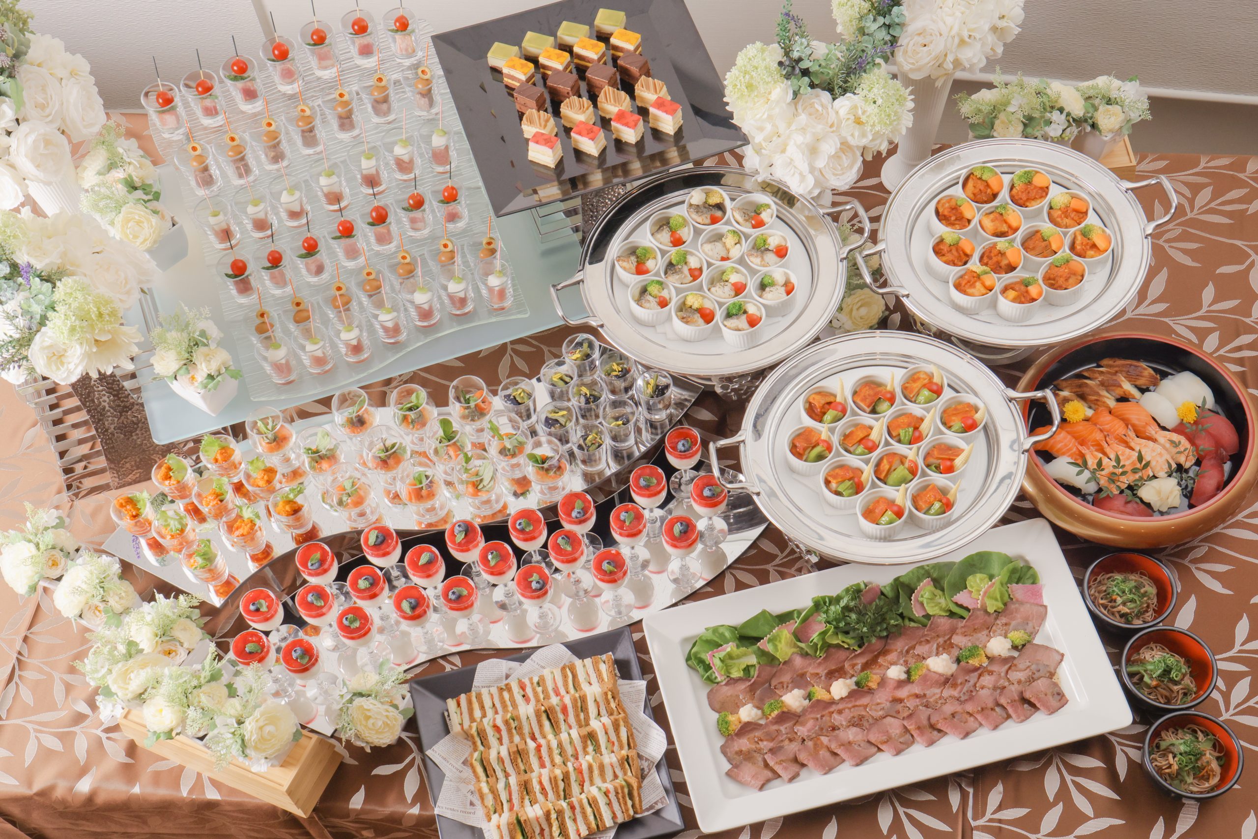 パーティービュッフェ4,400円ピンチョスコース15品