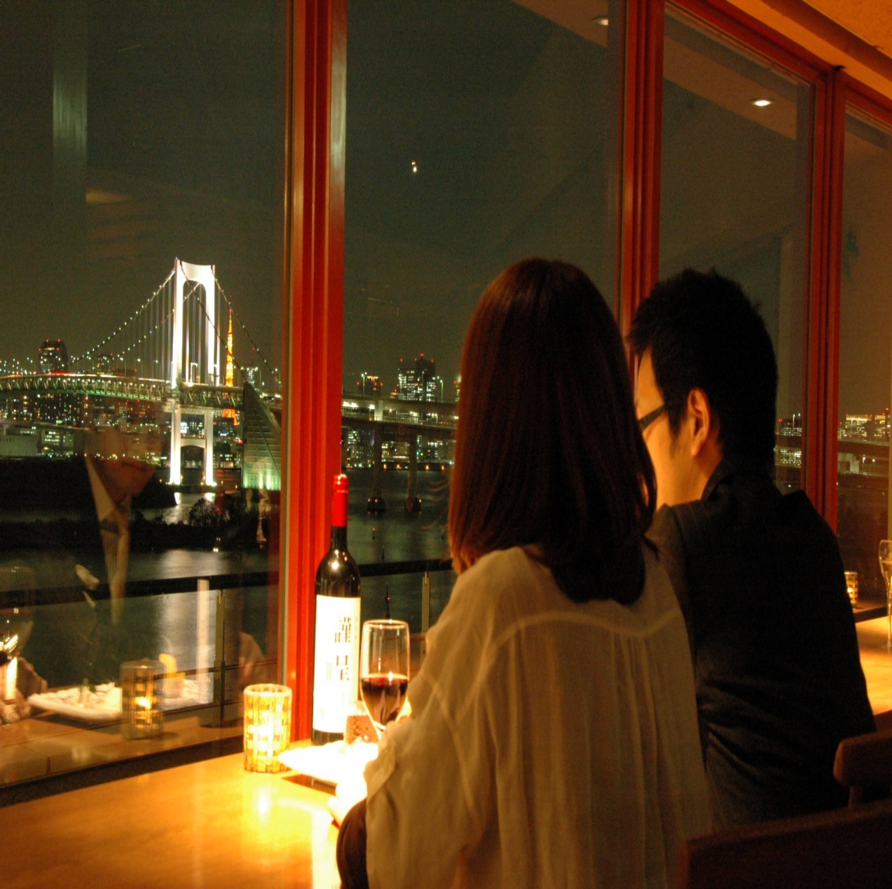 デート 食事 カウンター 女の子 デート 誘い方