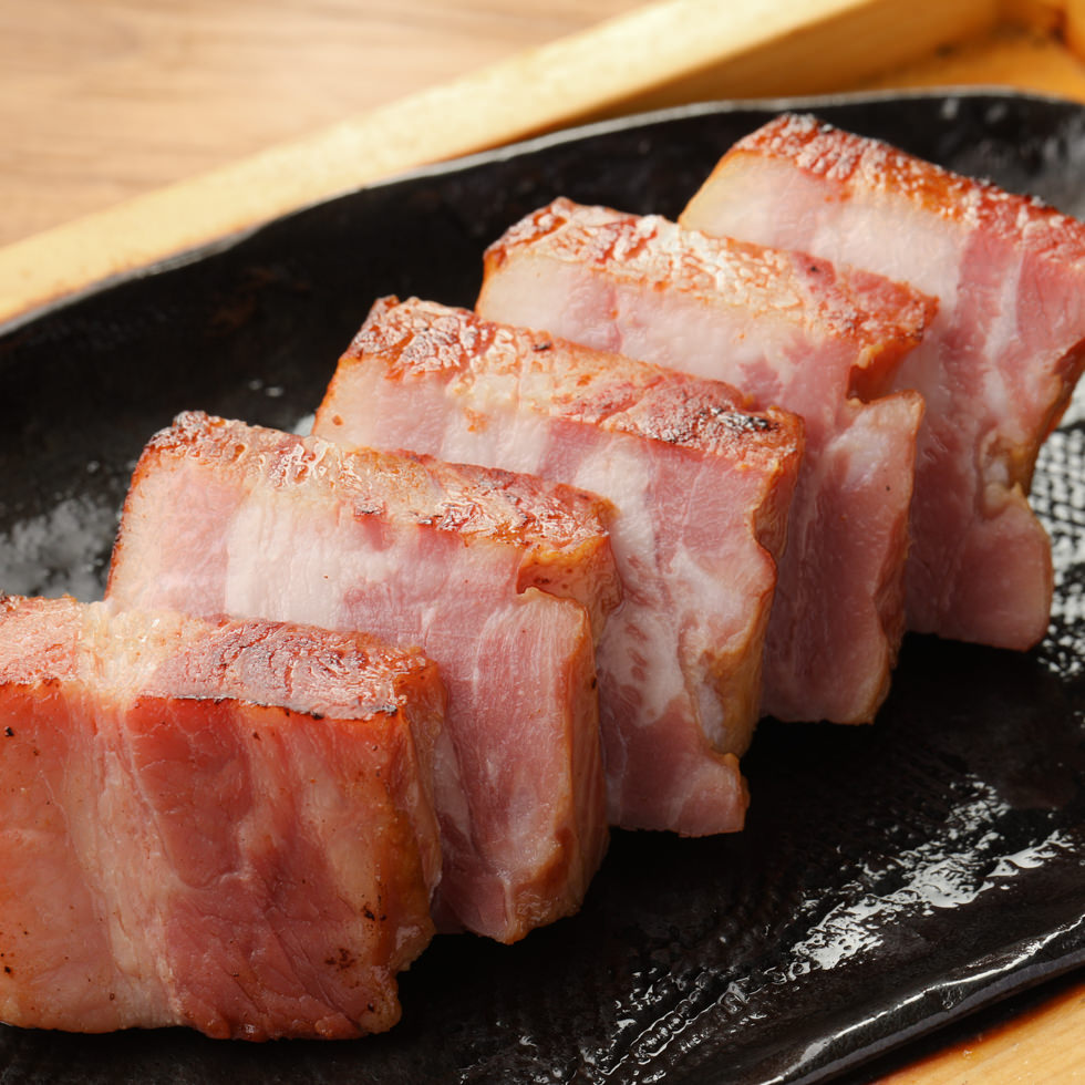 霧島黒豚　バラ肉ベーコンステーキ