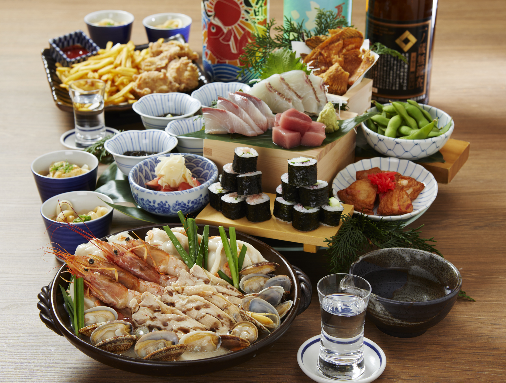 刺身３点盛り入り皿鉢料理と海鮮陶板の宴　2時間飲み放題付き4000円