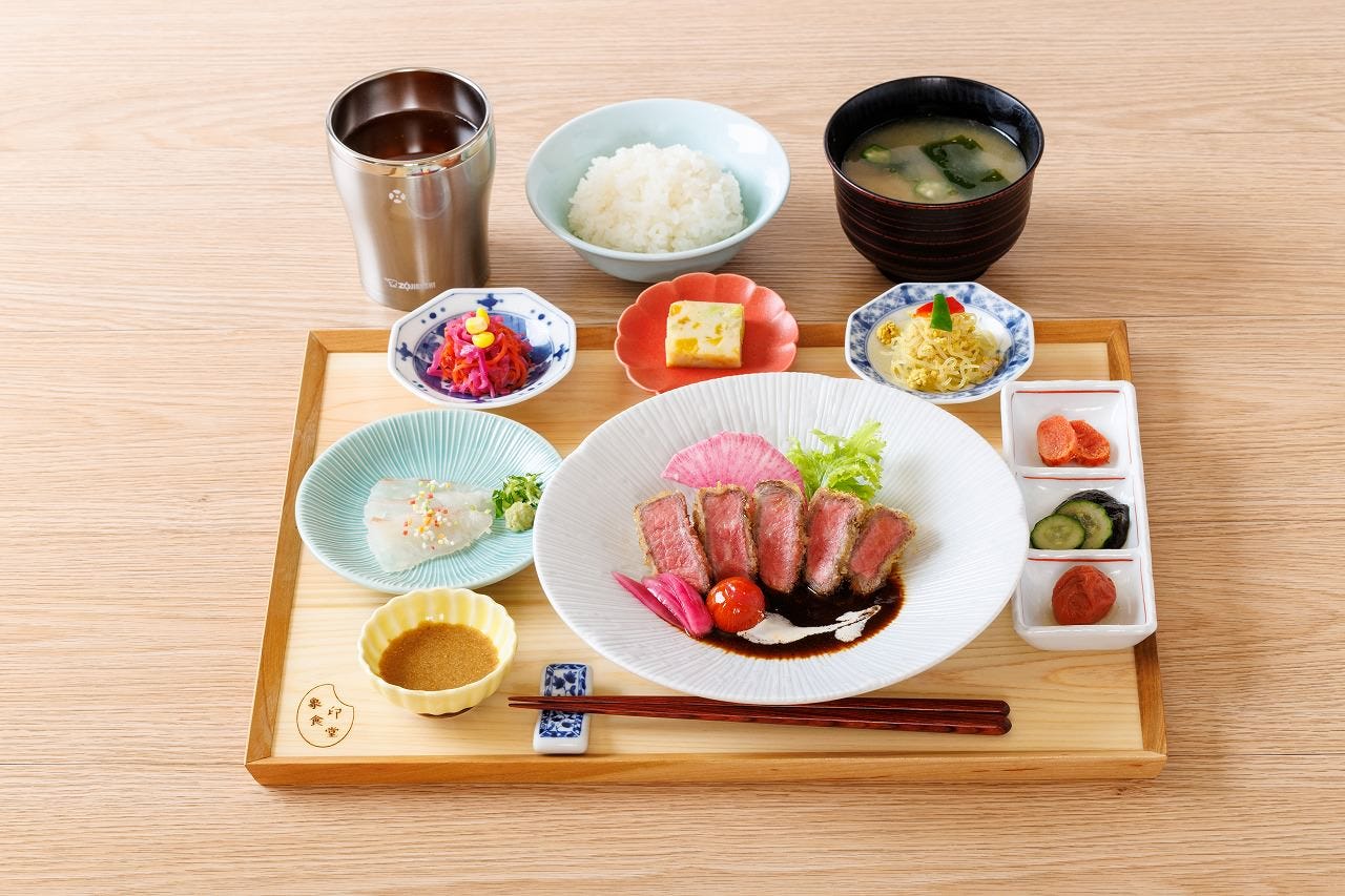 【予約不可】象印御膳 ご褒美 鯛茶漬け付き (選べるメイン)