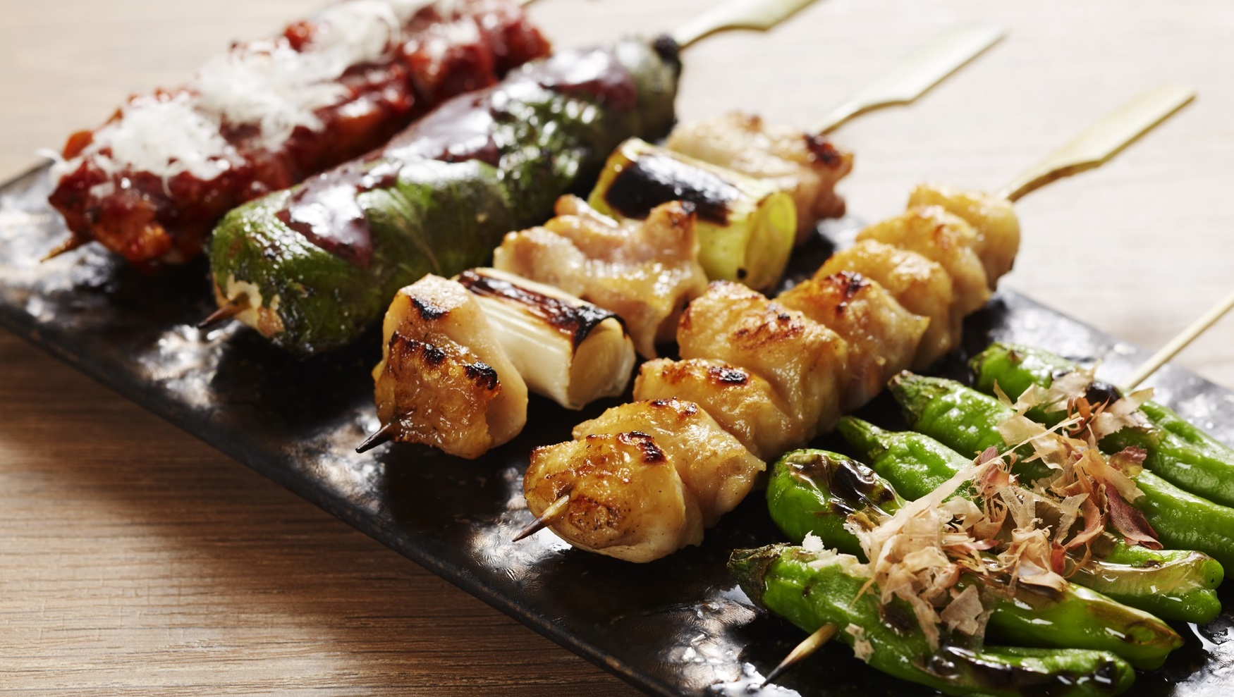 【公式】鳥どり 新宿新南口店｜新宿で人気の焼き鳥居酒屋ダイナック