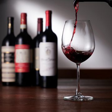 21年4月10日 日ワインの日 お客様がお持ちのワインのお店への持ち込み料無料 大きなグラスで飲んでみませんか 21年4月10日 日ワインの日 お客様がお持ちのワインのお店への持ち込み料無料 大きなグラスで飲んでみませんか